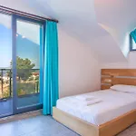 Celebrity E Fethiye