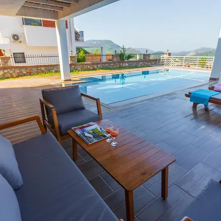 Celebrity E Vila Fethiye